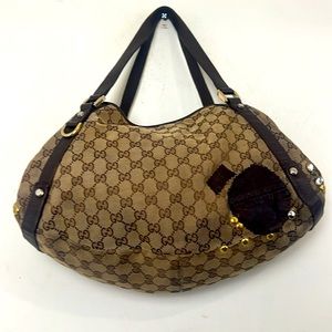 Gucci GG Canvas Medium Abbey Shoulder Bag